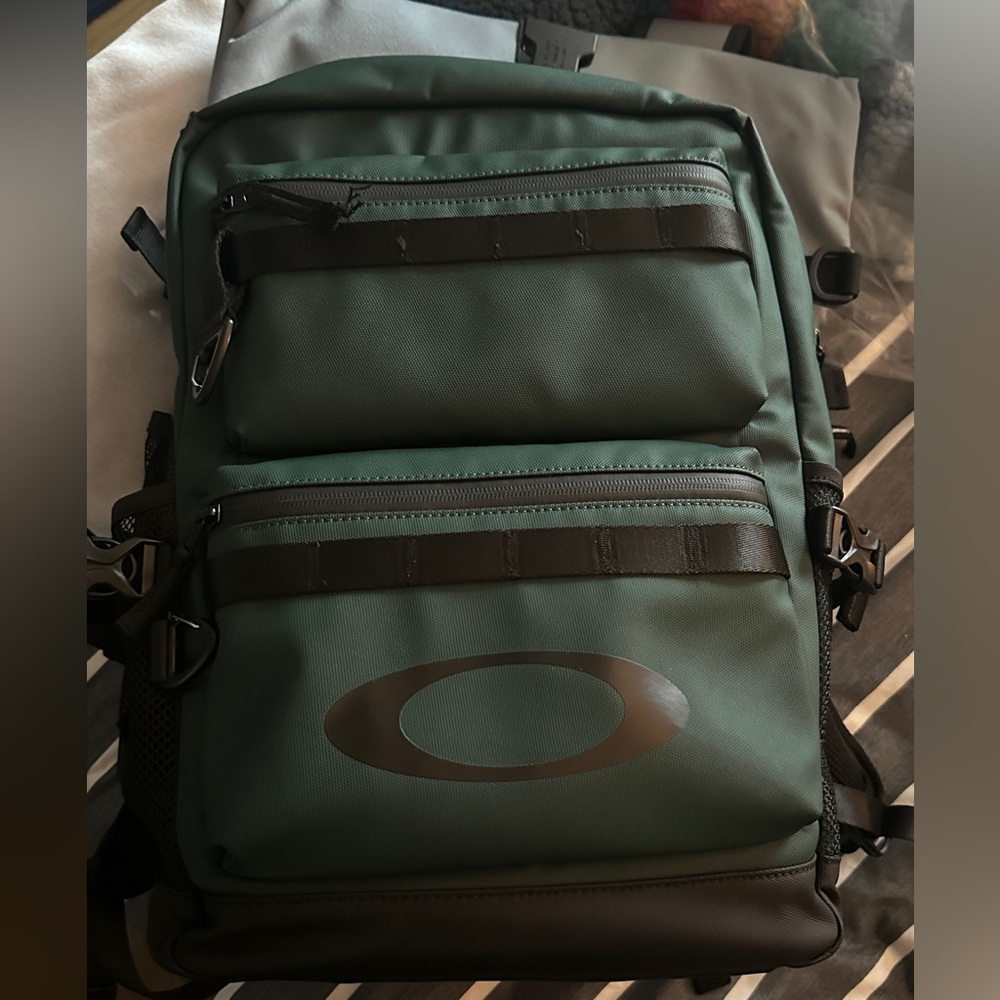 OAKLEY backpack